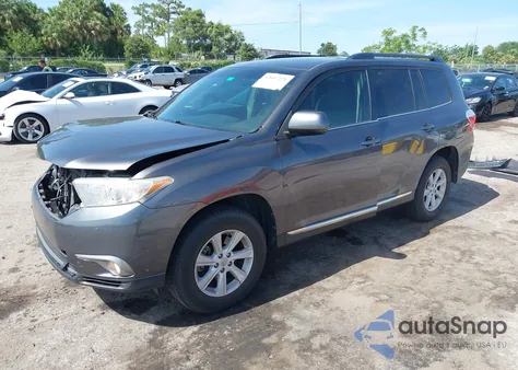 2013 Toyota Highlander Se V6 from USA, damaged, VIN 5TDBK3EH9DS213471